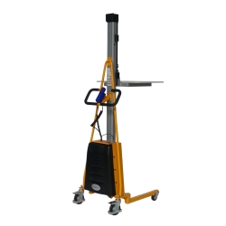 Vista general del apilador semieléctrico  Puesto de trabajo 100 kg - Elevación 1700 mm